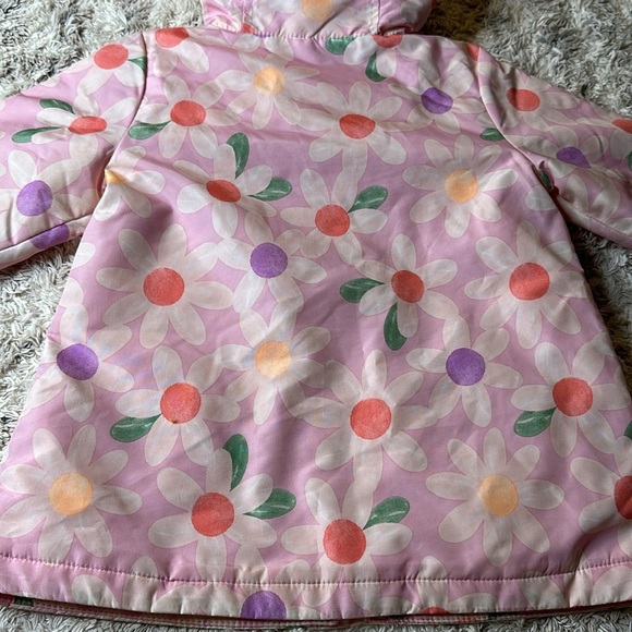 Carters size 24 months 100% polyester coding 100% acrylic lining - Picture 5 of 11